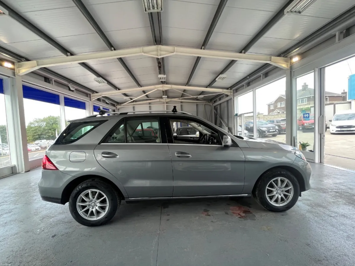 Mercedes-Benz GL-Class 250 D 5DR AUTO - Image 4