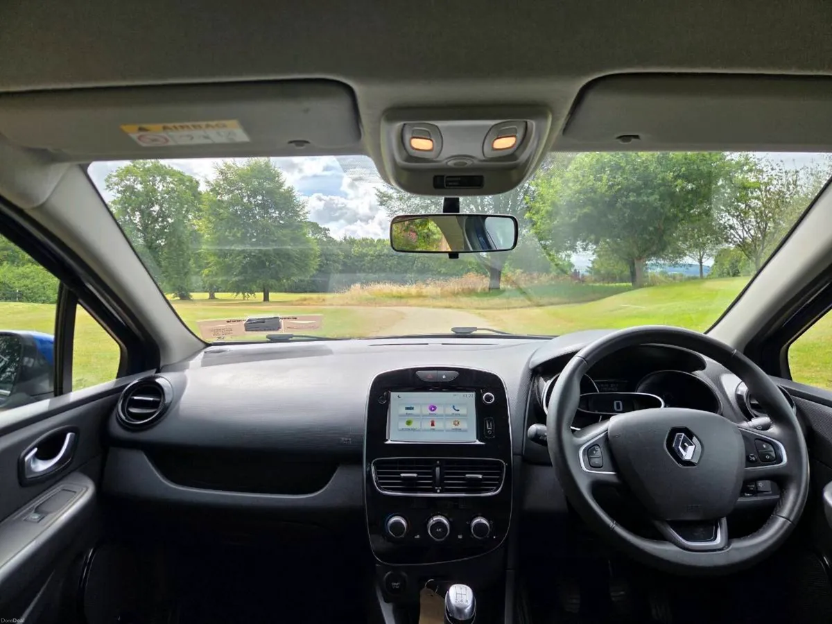 2019 RENAULT CLIO SATNAV - Image 4