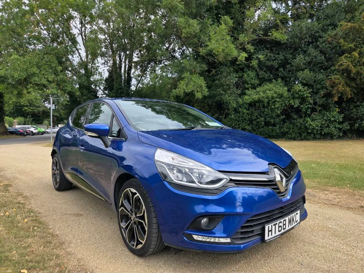 2019 RENAULT CLIO SATNAV - Image 1