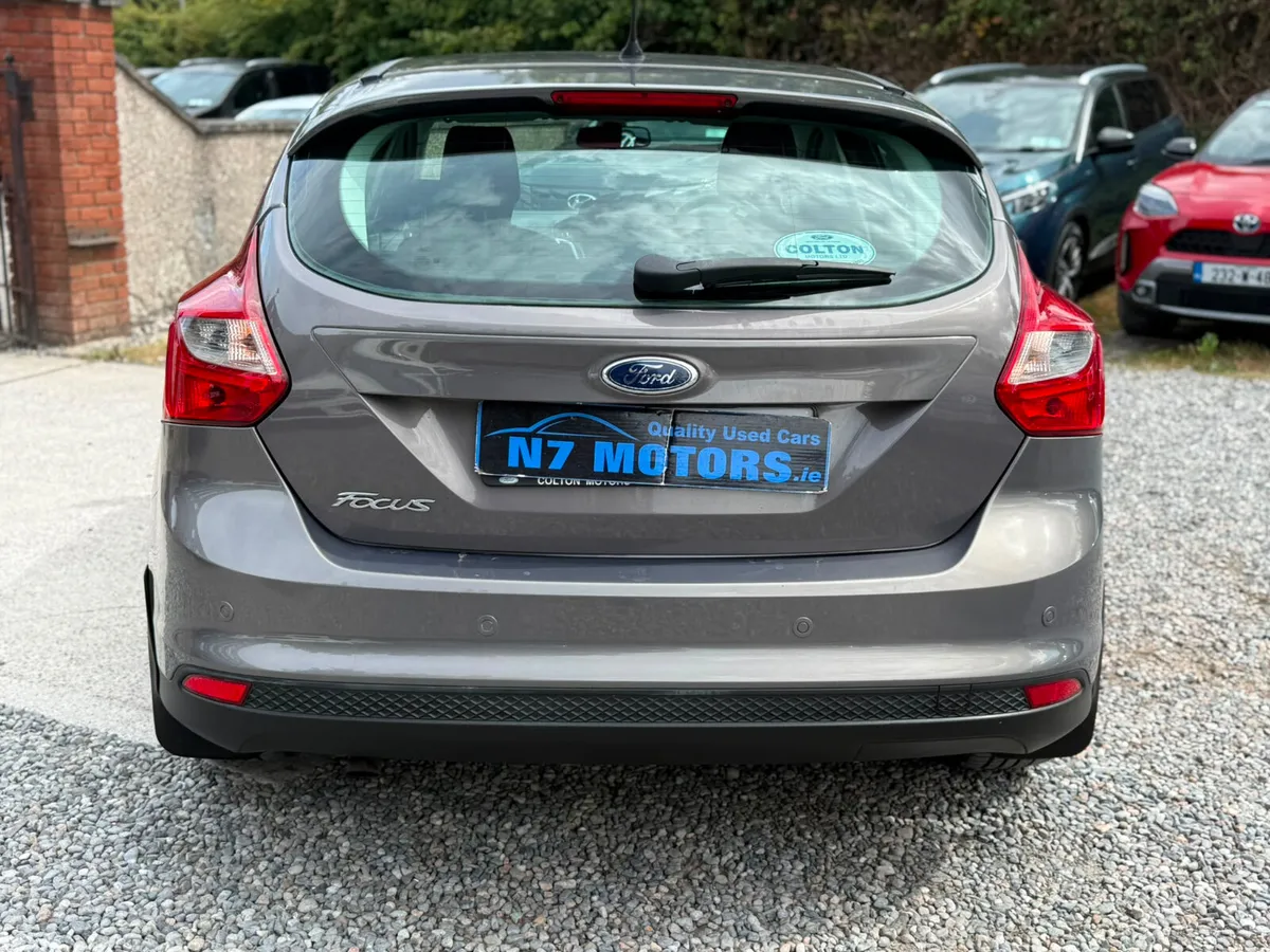 2014 Ford Focus 1.6 ZETEC - Image 4