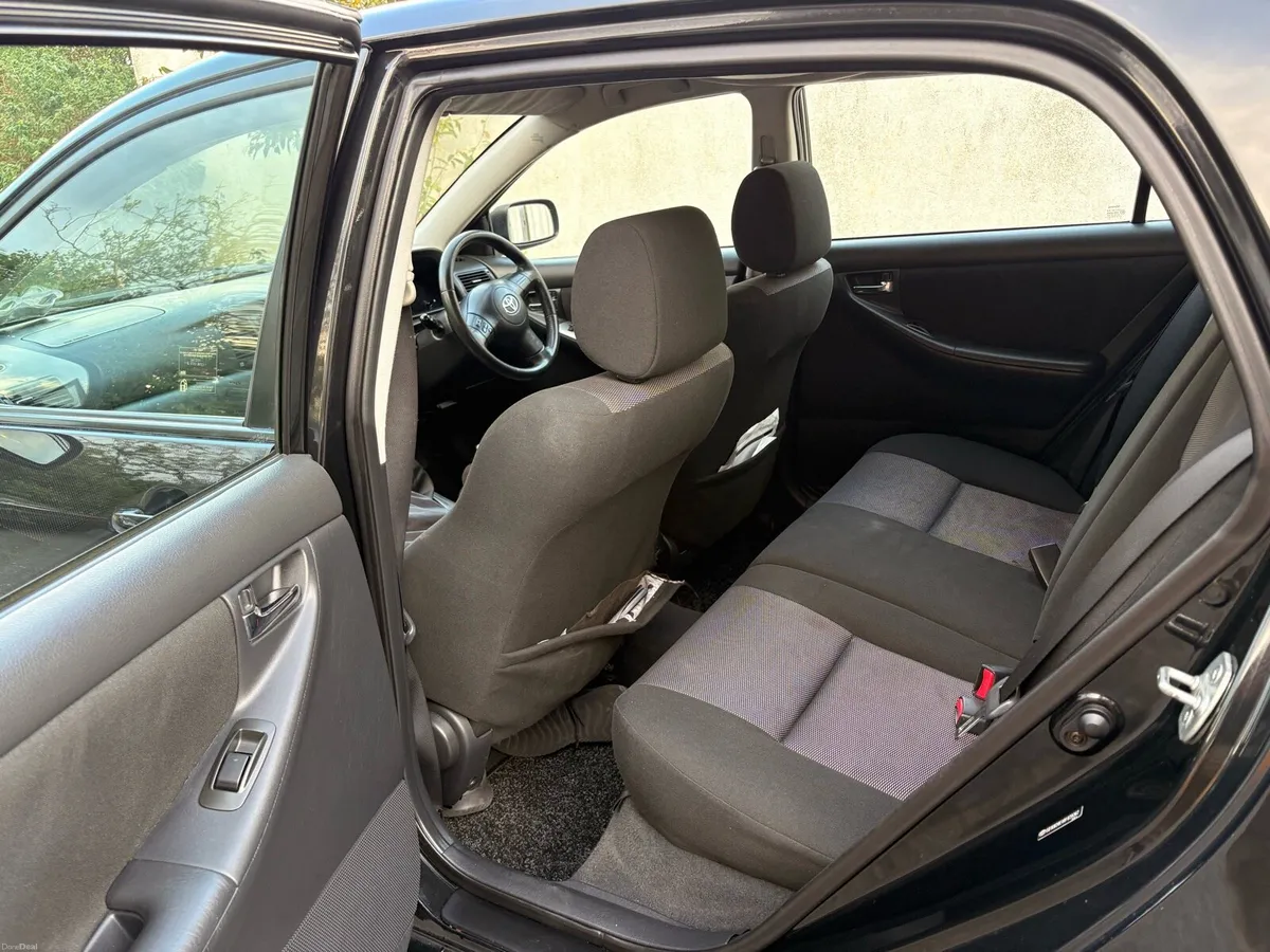 Toyota Corolla 2006 - Image 6