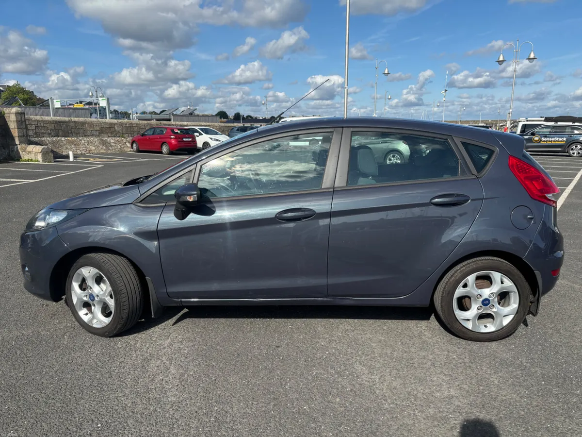 12 Ford Fiesta ( only 98000 klms) - Image 3