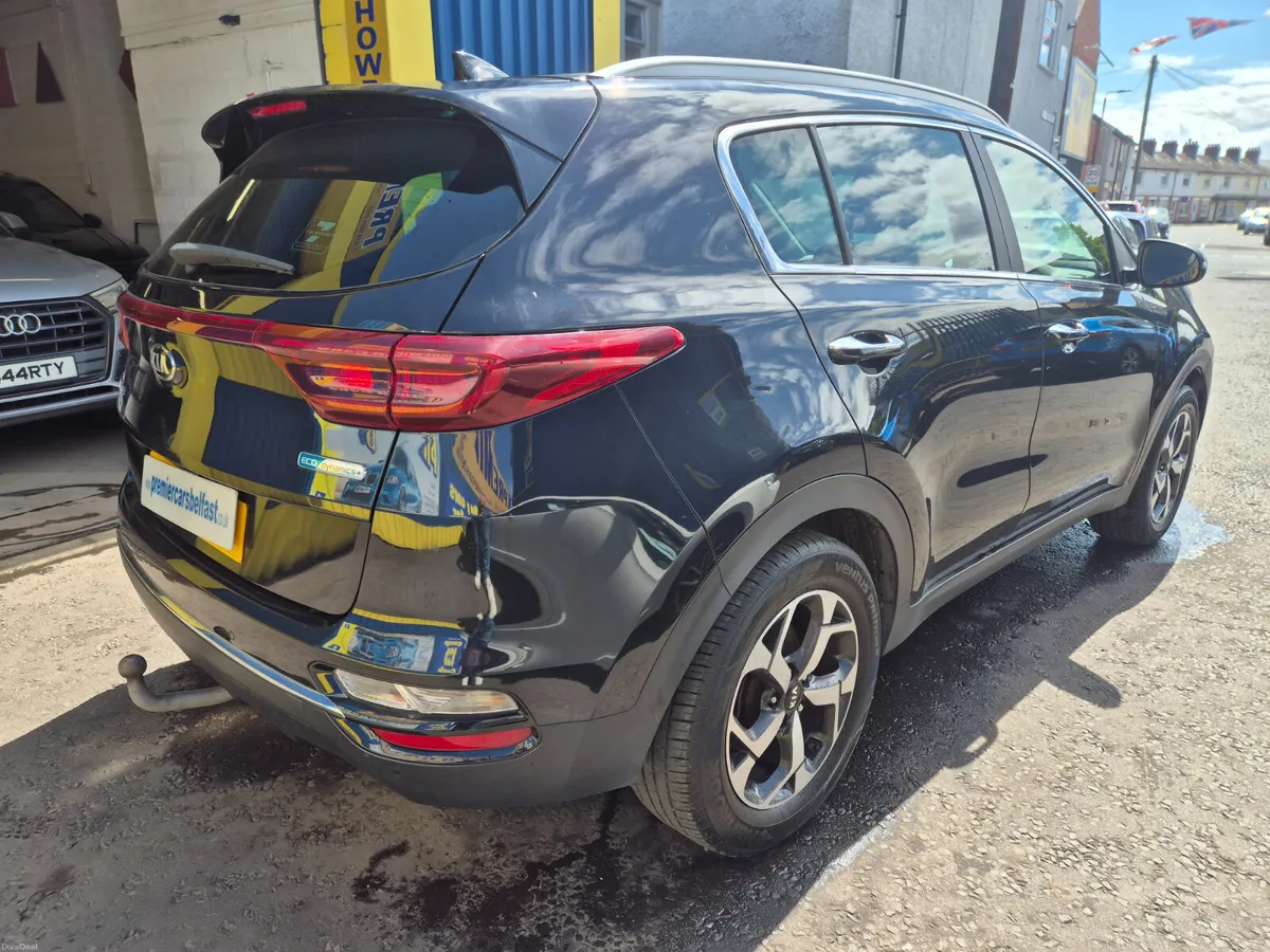 Kia Sportage 2021 - Image 2