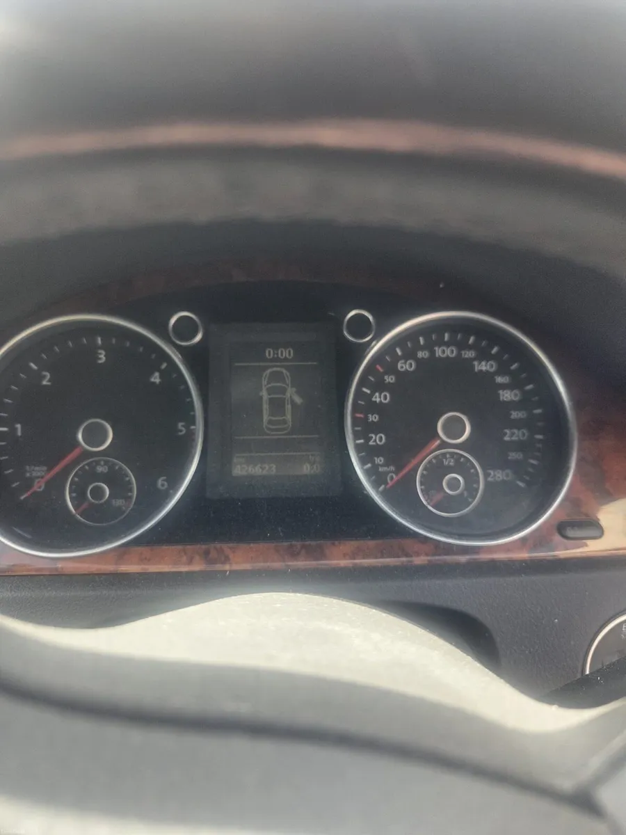2010 Vw Passat CC Diesel - Image 3