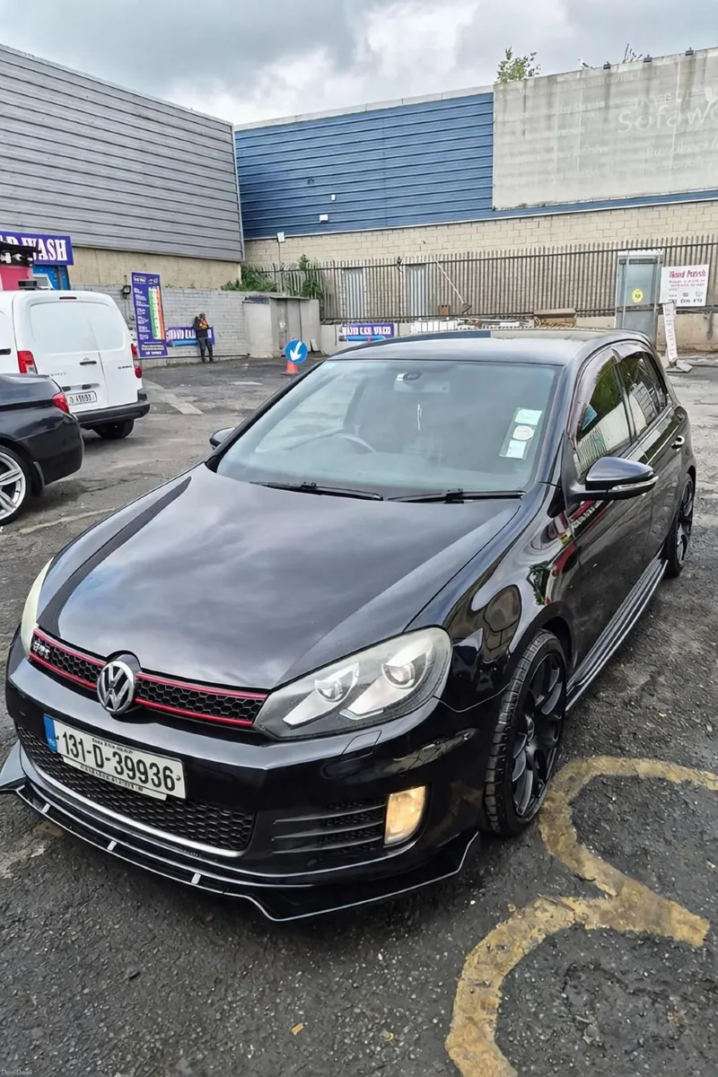 Volkswagen Golf 2013 - Image 1