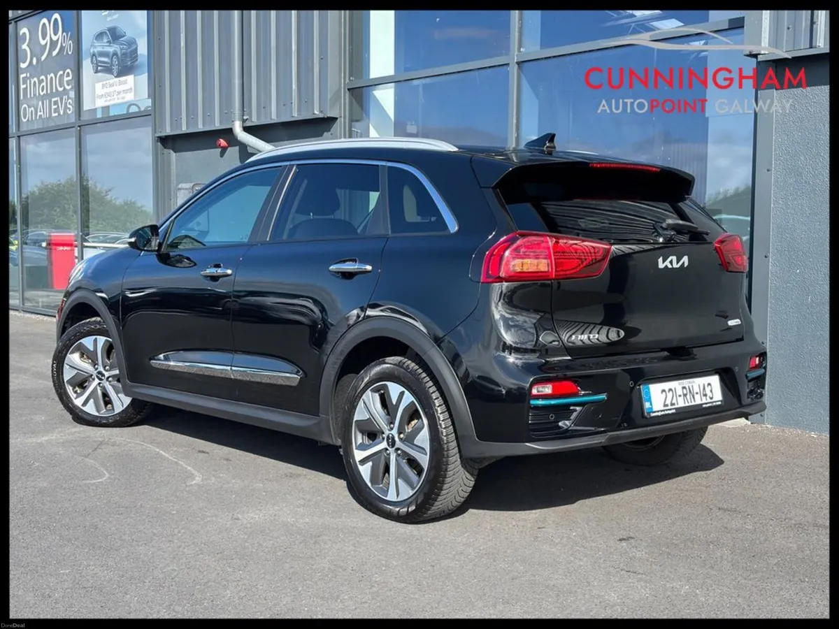 Kia Niro e-Niro 64kWh Auto - Image 2