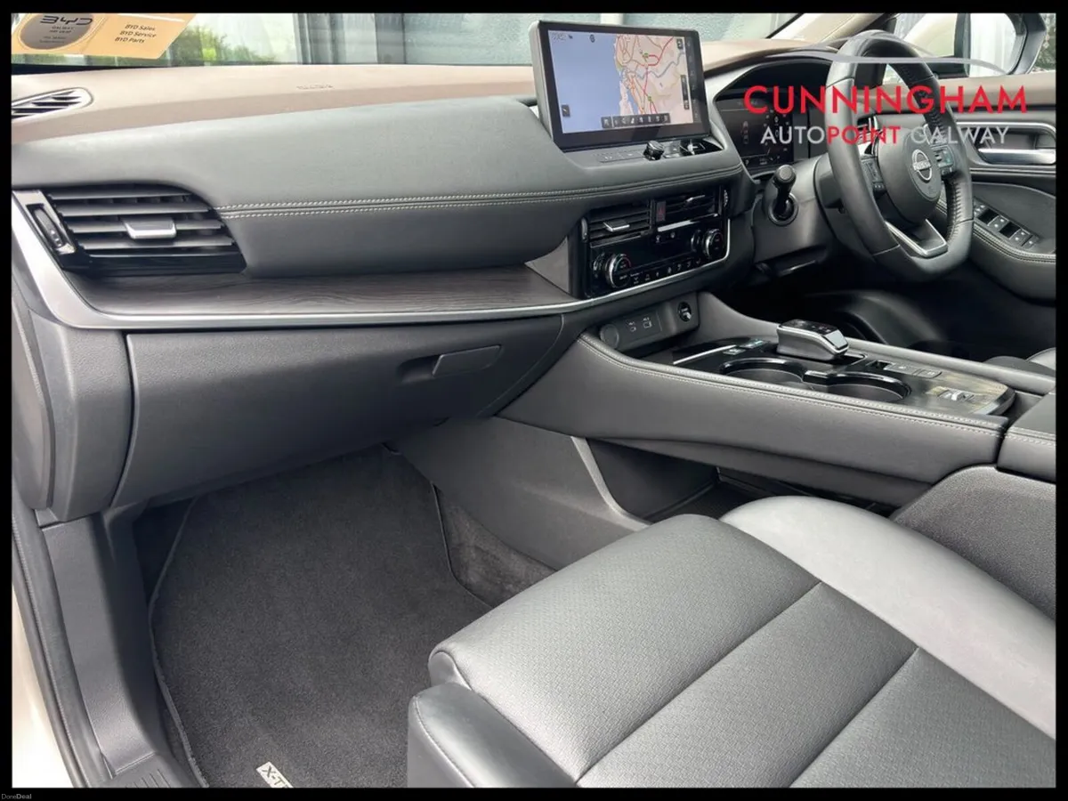 Nissan X-Trail SVE e-POWER 5 Seat - Image 6