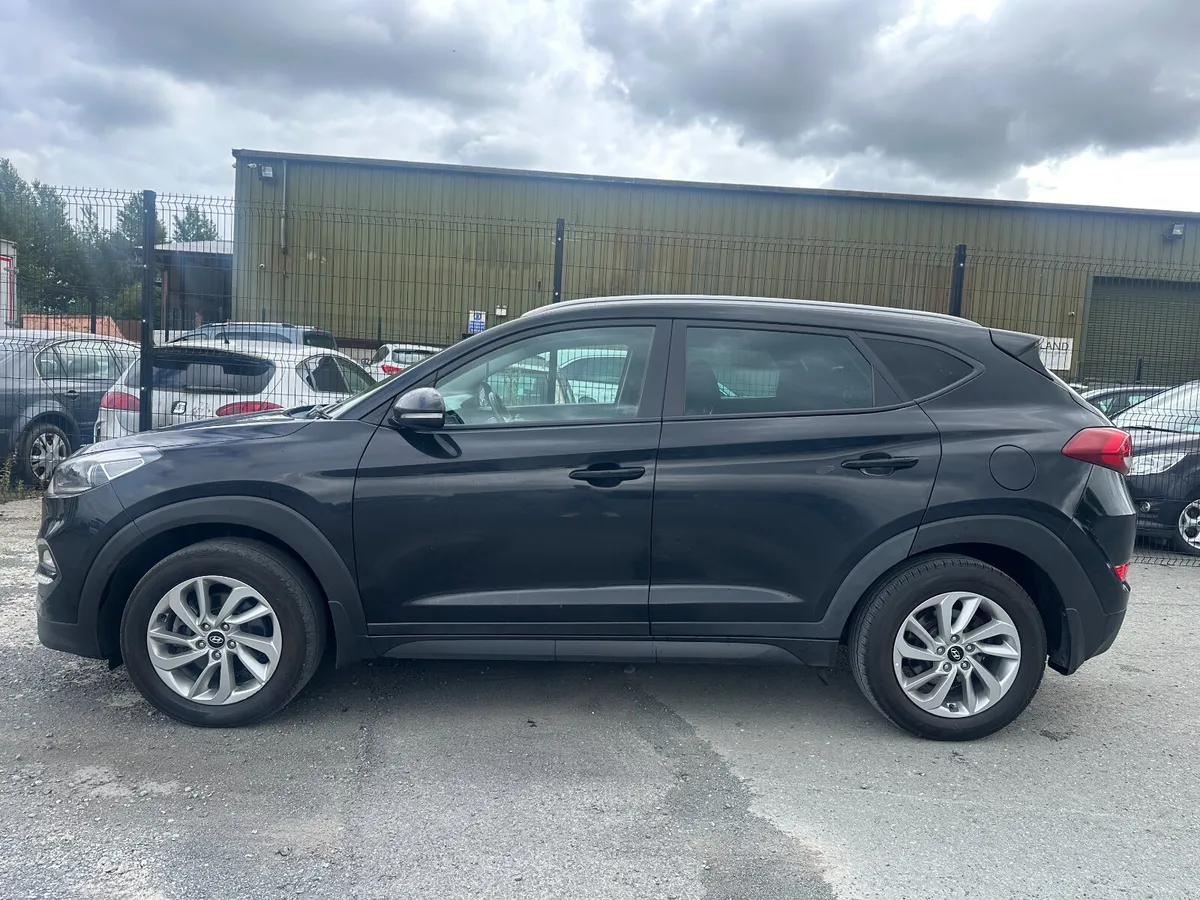 Hyundai Tucson 2017 Manual Diesel - Image 6