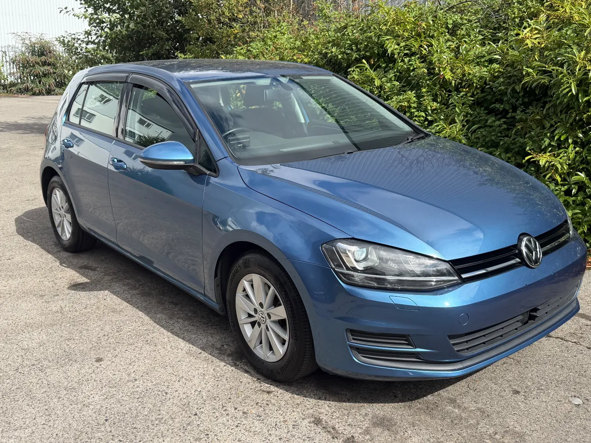 Volkswagen Golf 1.2 DSG Low KM - Image 5