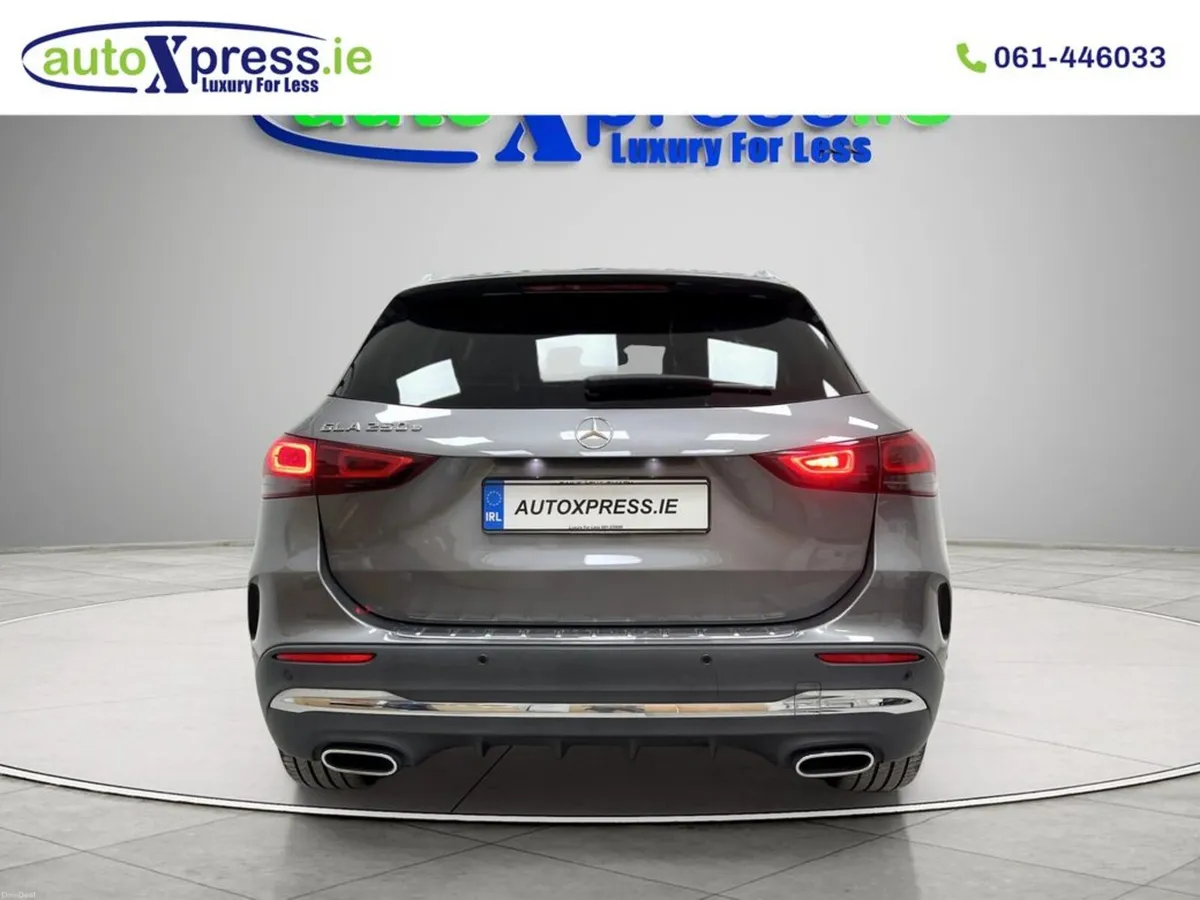 Mercedes-Benz GLA 250E Exclusive Edition, Automati - Image 5