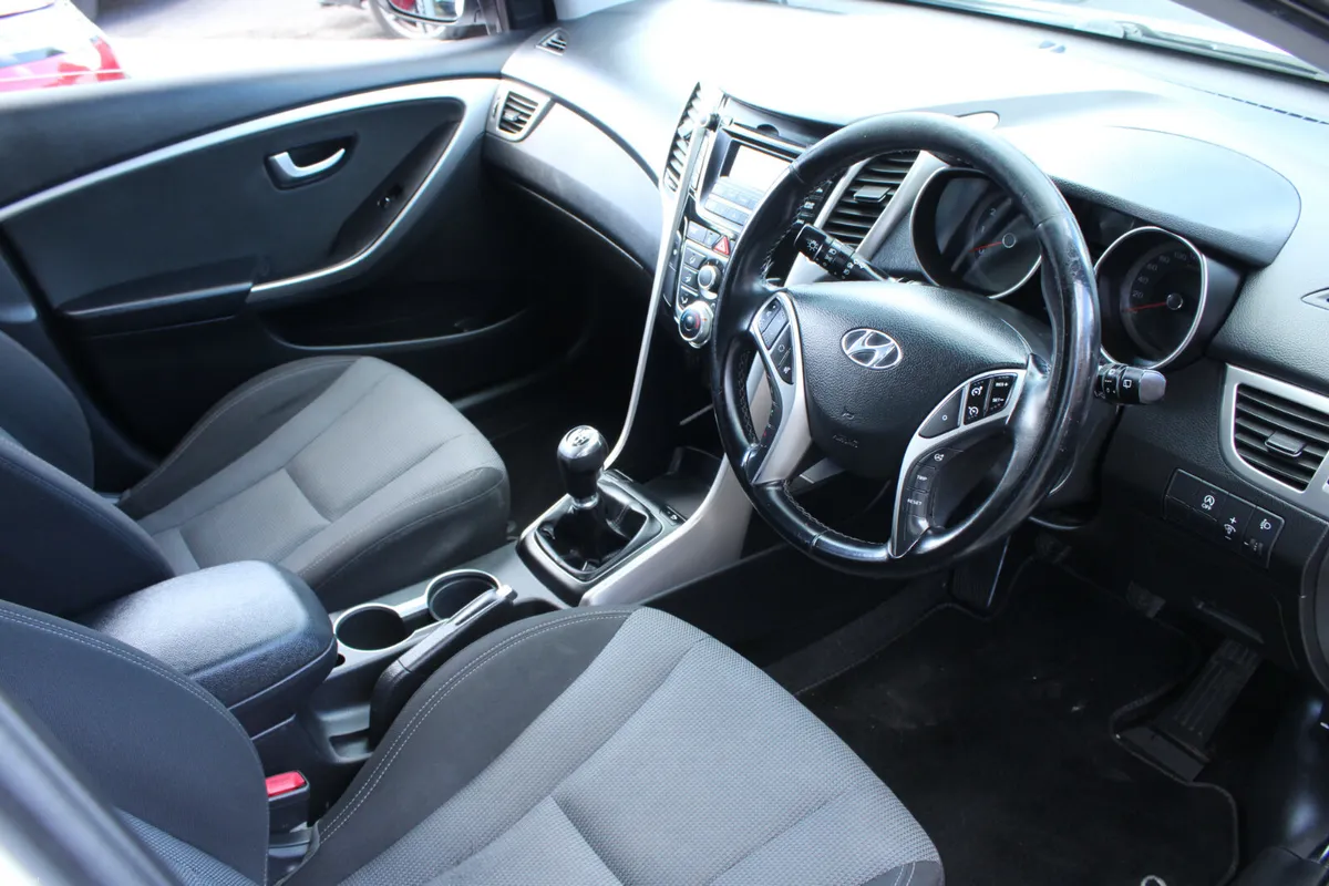 1 OWNER - 1.4L PETROL - DELUXE - 07-2028 NCT - Image 6