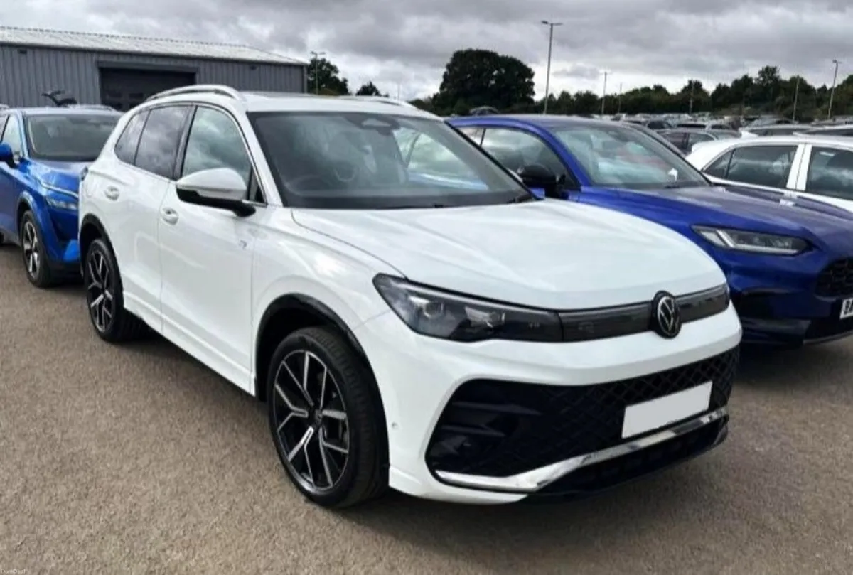 2025 Volkswagen Tiguan 1.5 TSi Phev R line - Image 1