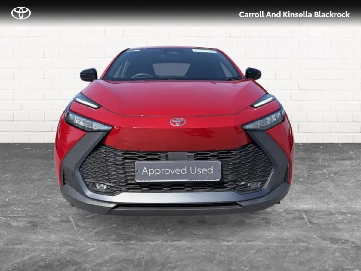 Toyota C-HR Phev Sport - Image 5