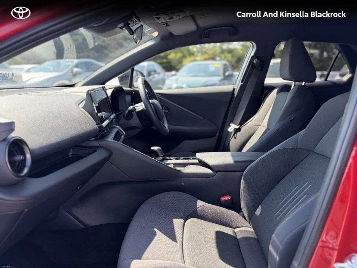 Toyota C-HR Phev Sport - Image 6