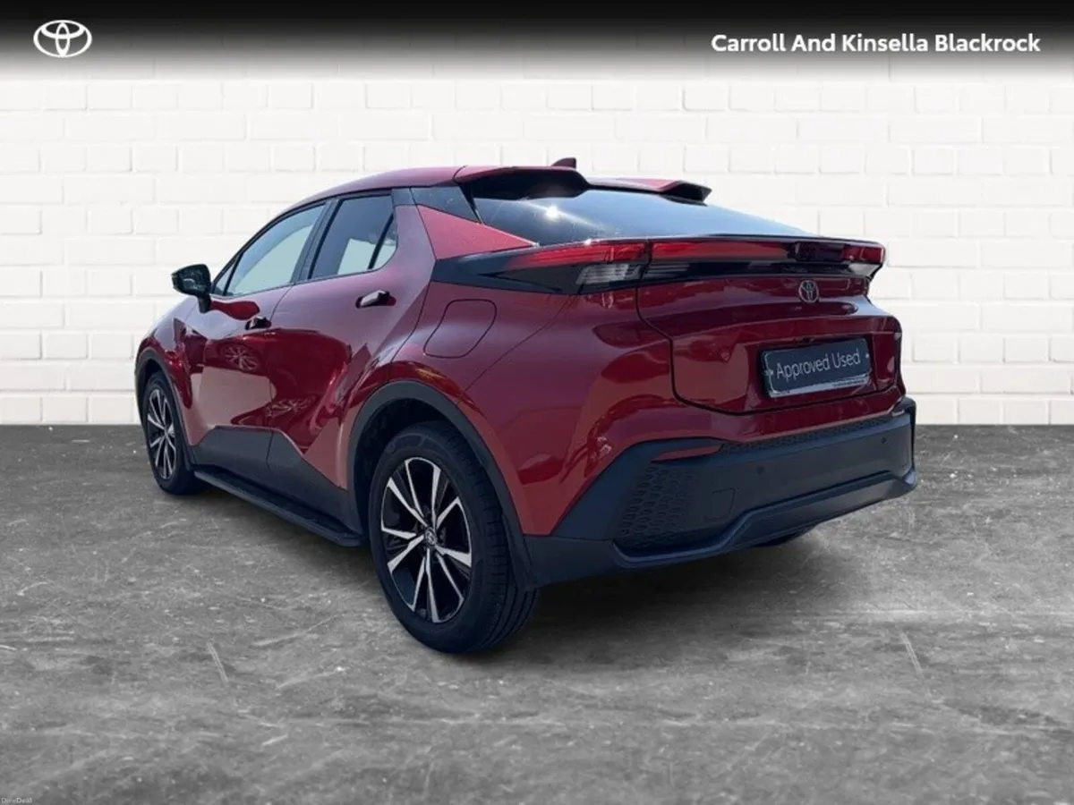 Toyota C-HR Phev Sport - Image 2