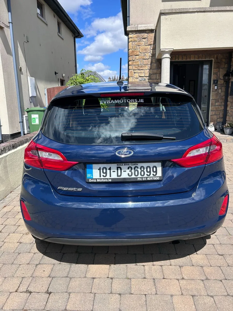 Ford Fiesta 2019 - Image 2