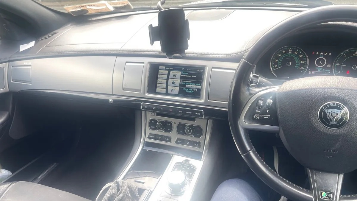 Jaguar xf 2014 diesel - Image 6
