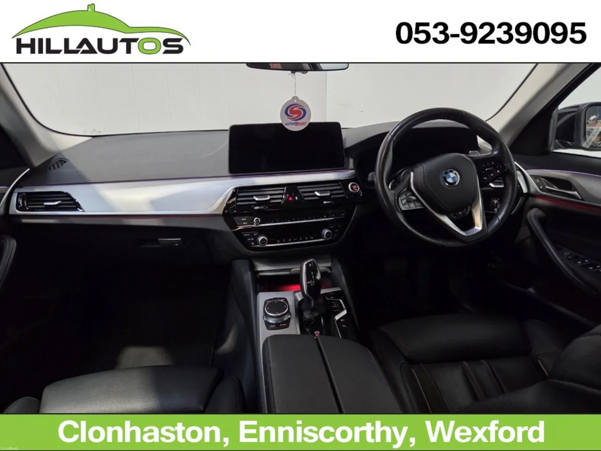 BMW 5-Series 2023 530E HYBRID SE - Image 2