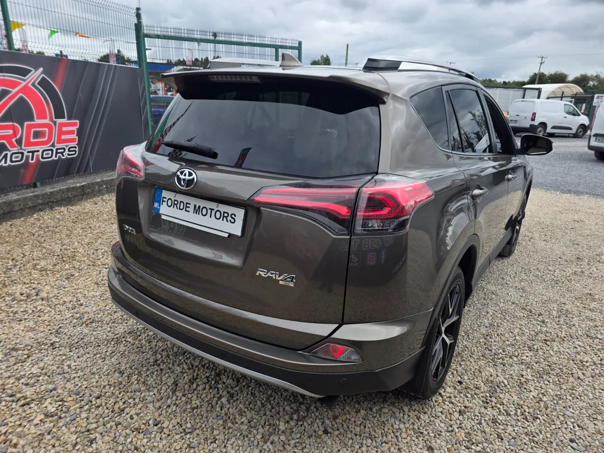Toyota RAV4 2017 - Image 4