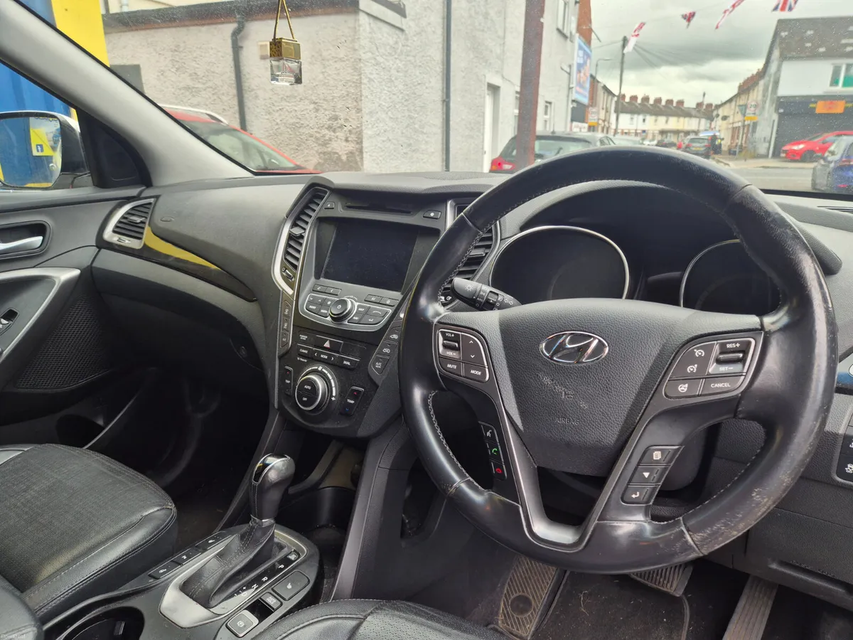 Hyundai Santa Fe 2013 - Image 5