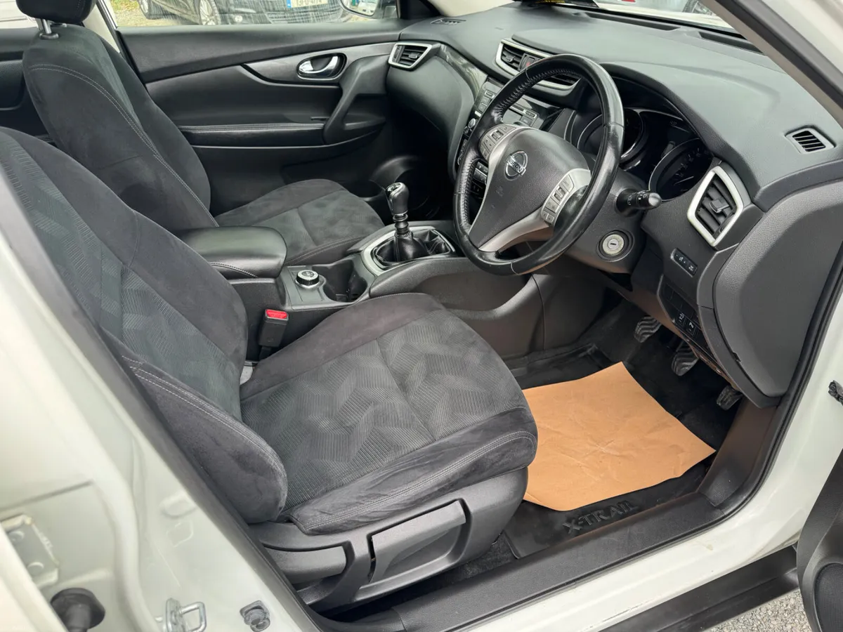 Nissan X-Trail 1.6dsl ..7 seats..4WD - Image 6