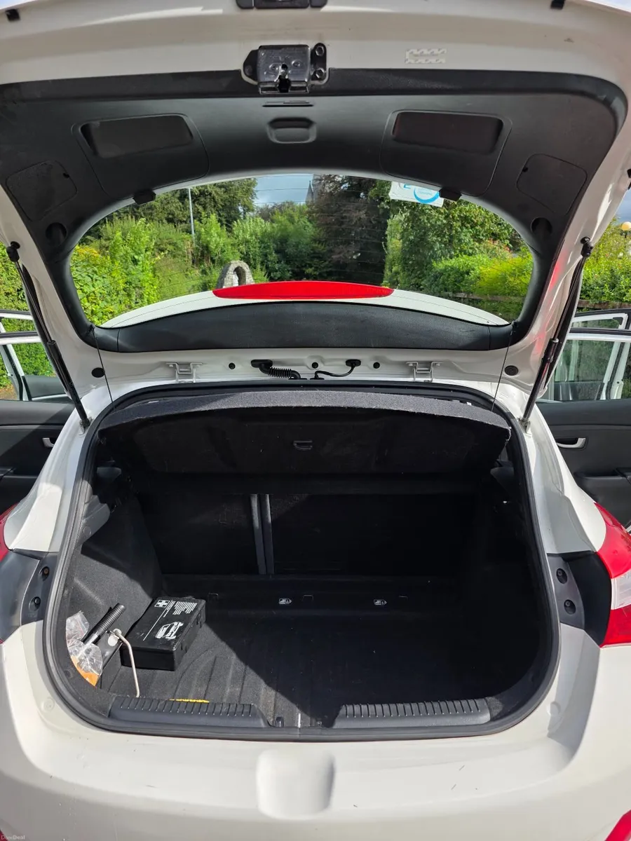 Hyundai i30 2015 - Image 4