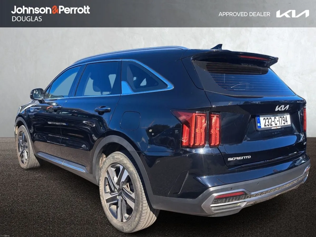 Kia Sorento 1.6 PHEV K3 4X4 7 seats - Image 2