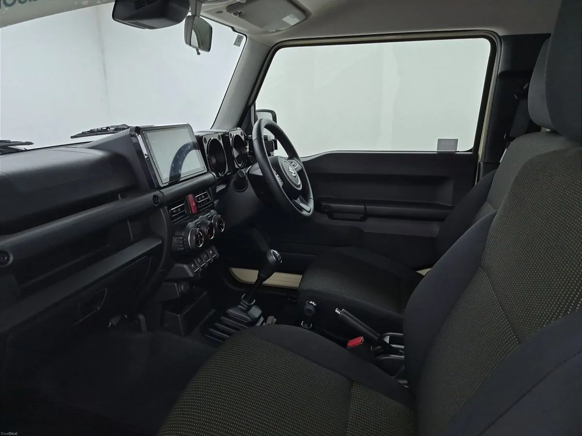 Suzuki Jimny Sierra - Image 4
