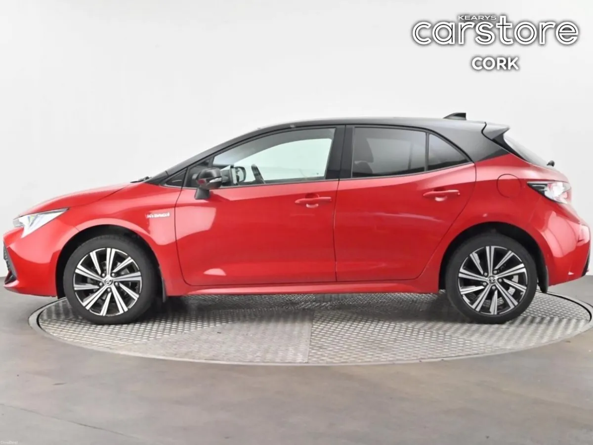 Toyota Corolla 1.8 Hybrid Luna Sport Hatchback - Image 6