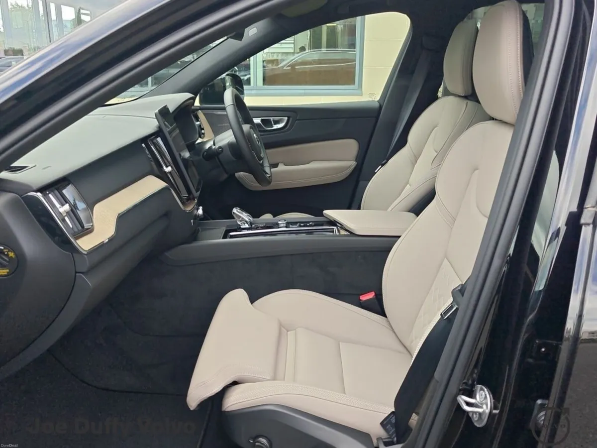 Volvo XC60 Plus Bright T6 PHEV - Image 6