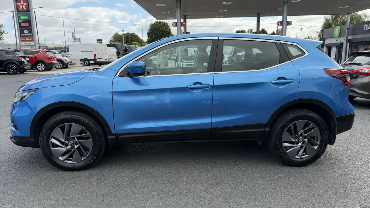 Nissan Qashqai 2019 Automatic Transmission - Image 4