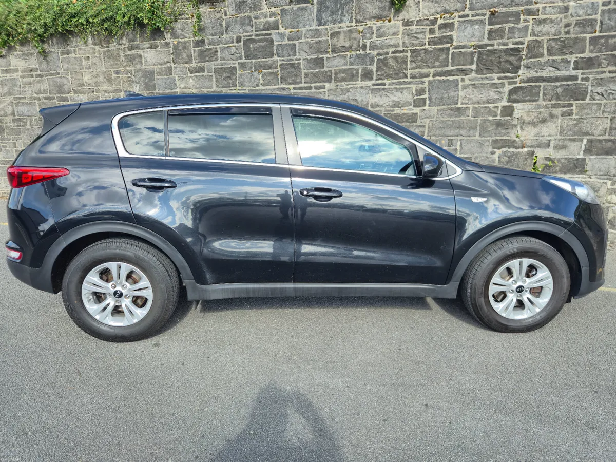 2017 Kia Sportage , low miles, Warranty, delivery - Image 3