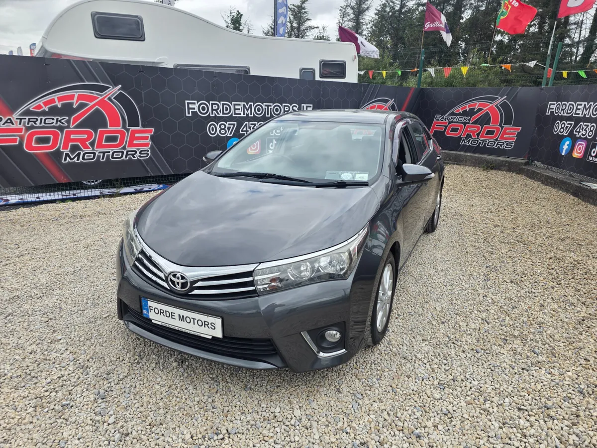 Toyota Corolla 2014 - Image 2
