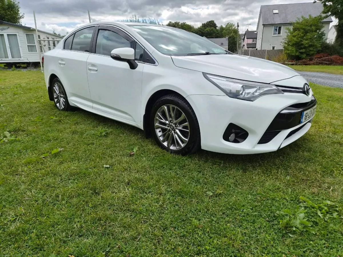 Toyota Avensis 2.0 D4D Business Edition - Image 2