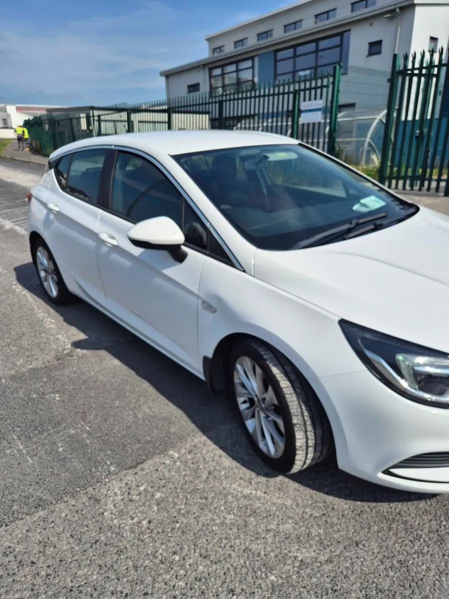 Opel Astra 2016 - Image 5