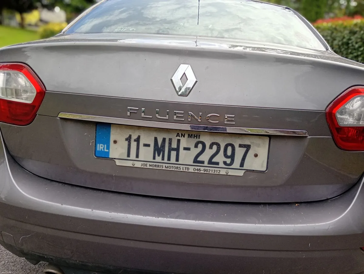 Renault Fluence 2011 - Image 5