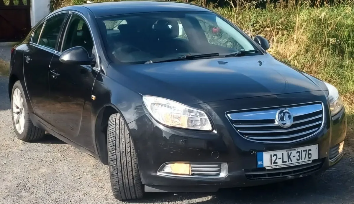 Vauxhall Insignia 2012 - Image 1