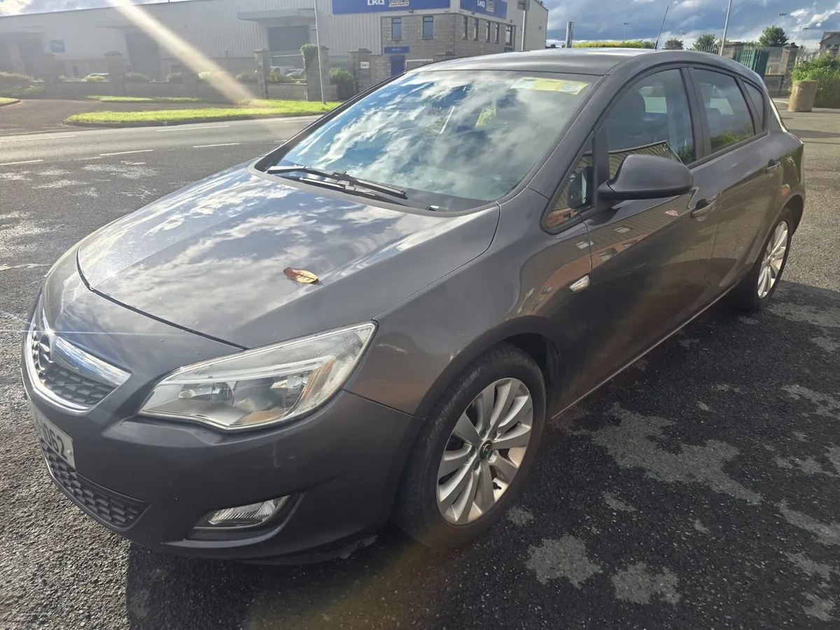 2012 Opel Astra - Image 6