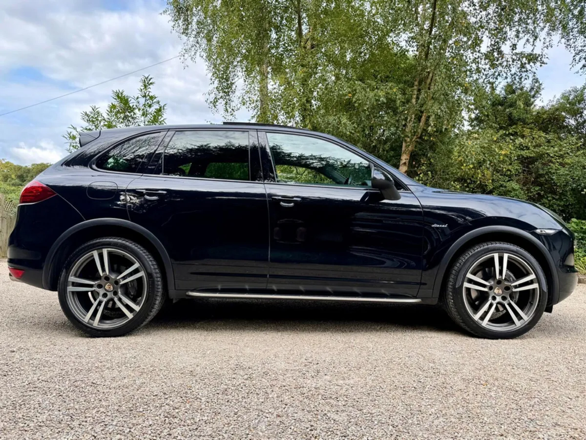 Porsche Cayenne 3.0 TDI V6 *F.Porsche.S.H…Immacula - Image 3
