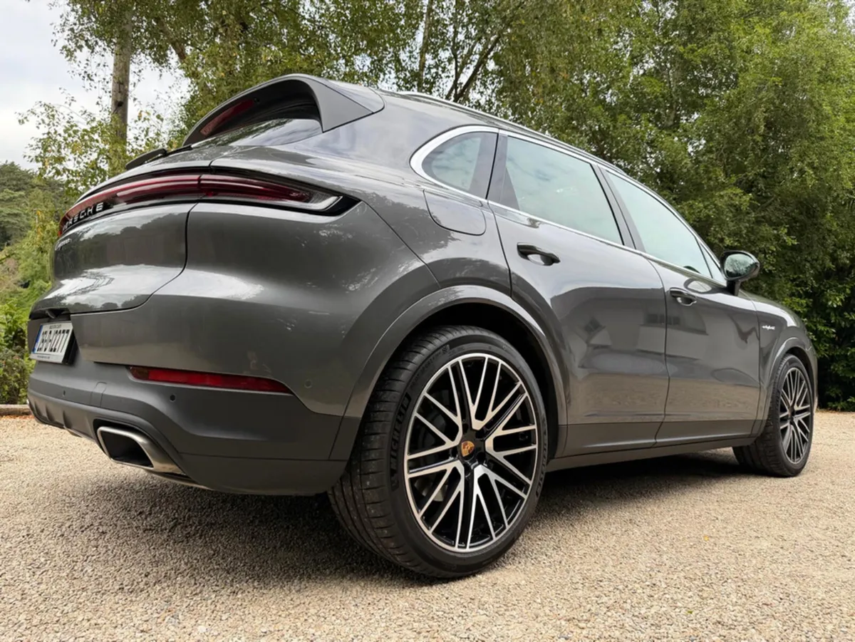 Porsche Cayenne E-HYBRID  *Irish Car…Panoramic Sun - Image 5
