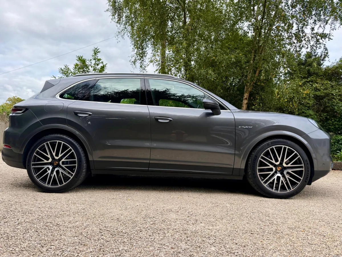 Porsche Cayenne E-HYBRID  *Irish Car…Panoramic Sun - Image 3
