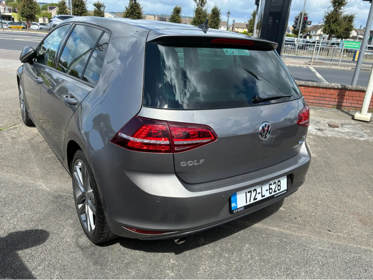 Volkswagen Golf HIGHLINE 1.6 TDI MANUAL 5SPEED 110 - Image 4