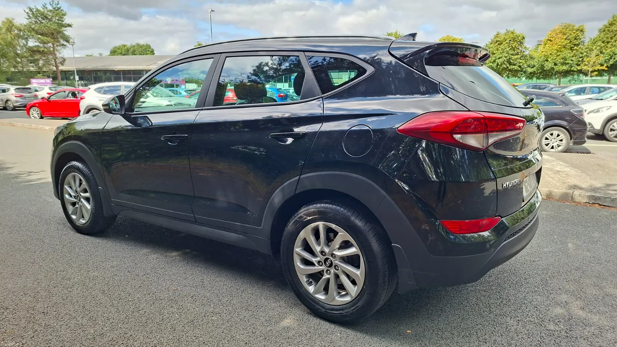 Hyundai Tucson 2016 1.7 crdi Leather - Image 5