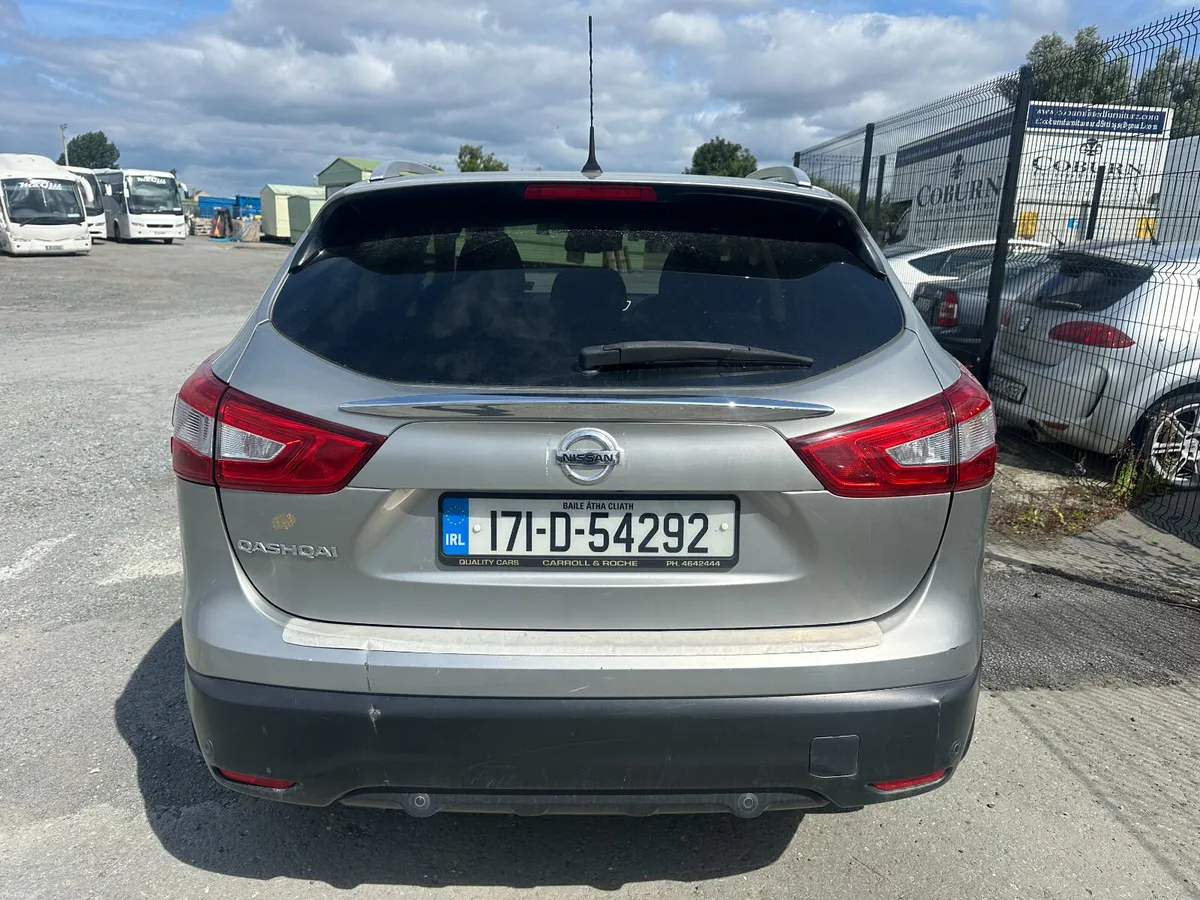 Nissan Qashqai 2017 Automatic petrol - Image 4