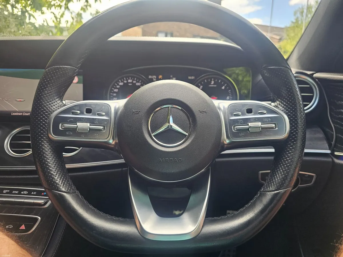 2018 MERCEDES E220D AMG LINE 9 SPEED AUTO - Image 5