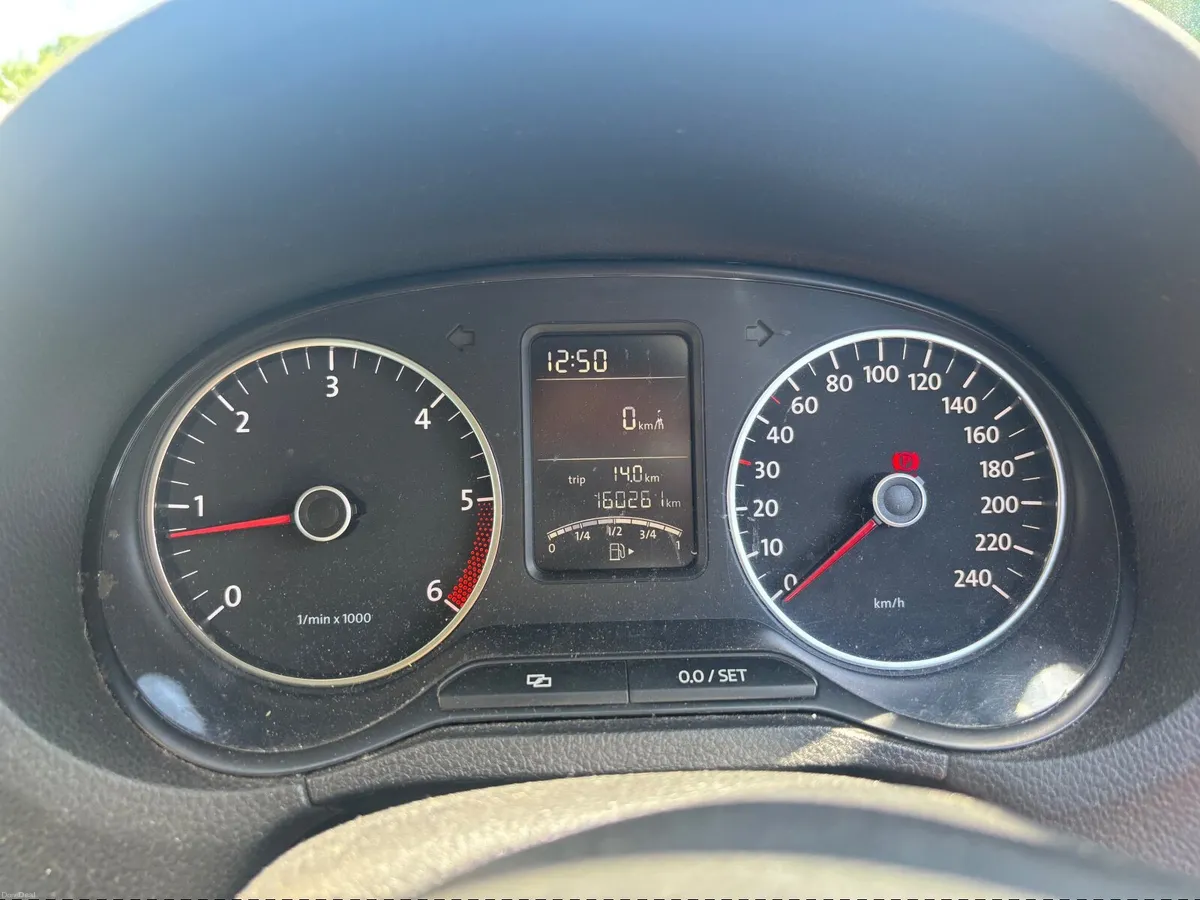 Volkswagen Polo 2011 - Image 6