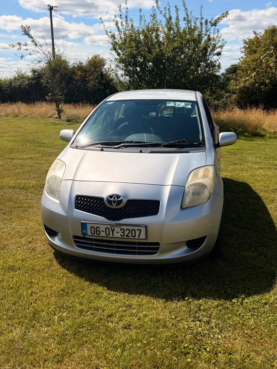Toyota Yaris 2006 - Image 3