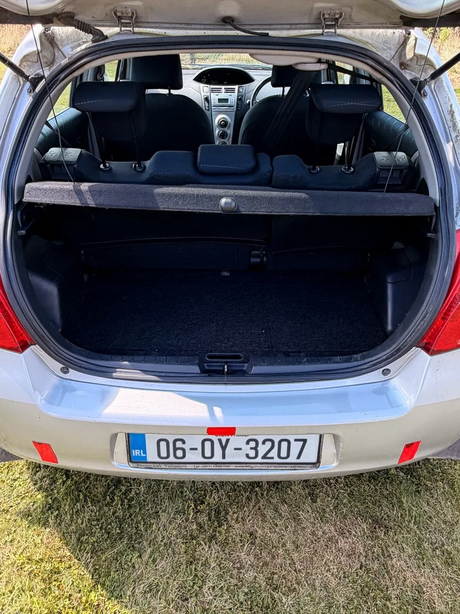 Toyota Yaris 2006 - Image 5