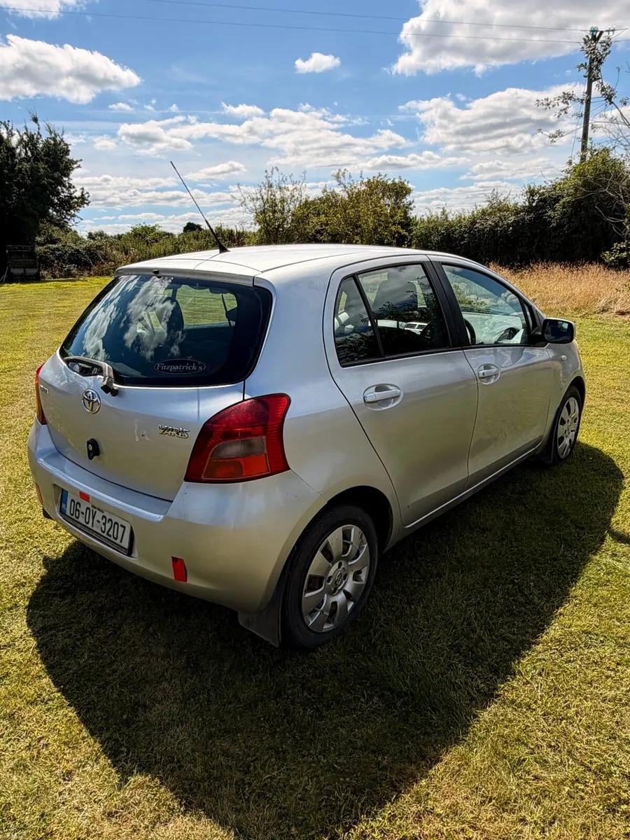Toyota Yaris 2006 - Image 4