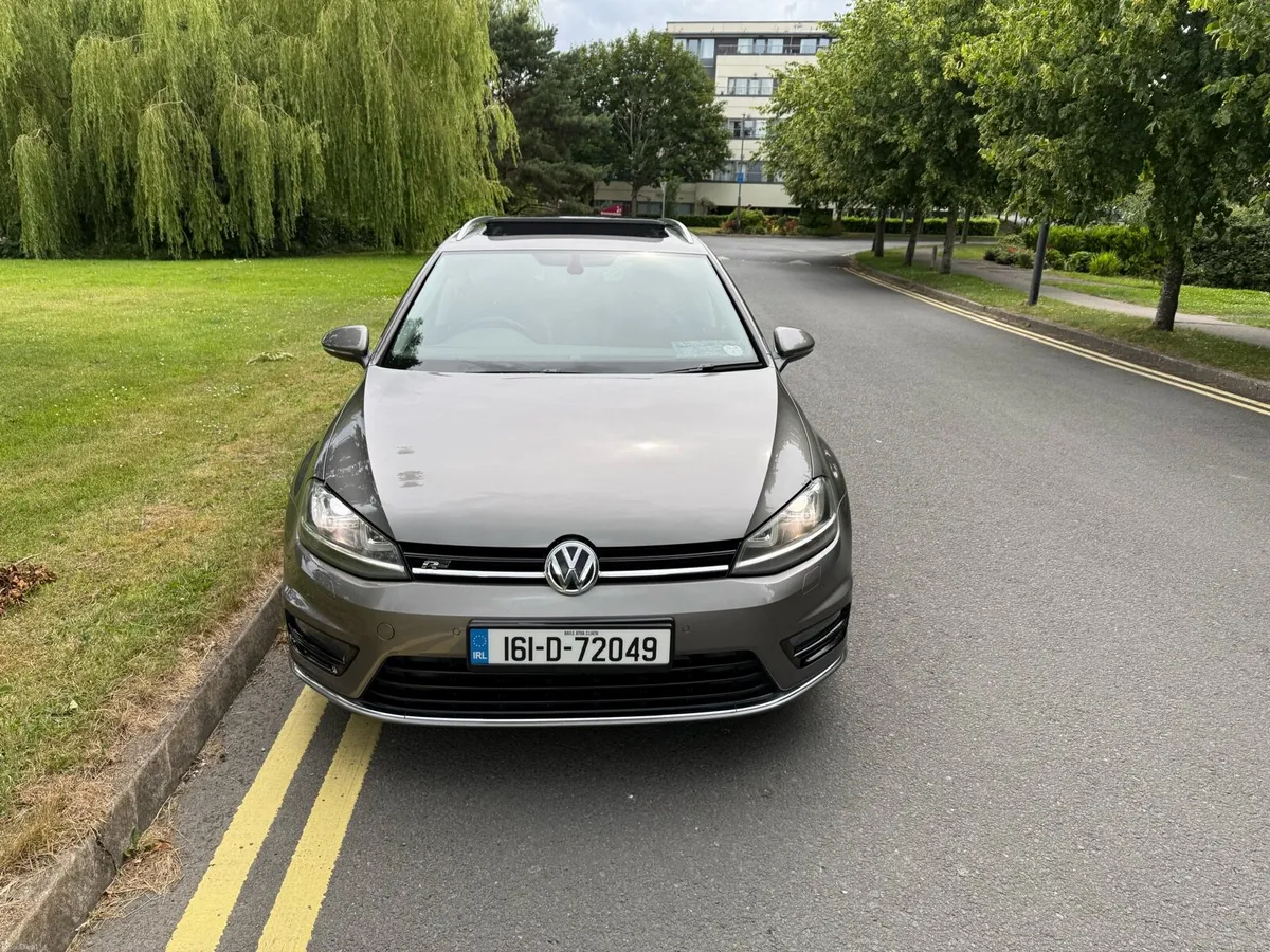 Volkswagen Golf 1.4 Variant R-Line Panoramic roof - Image 2
